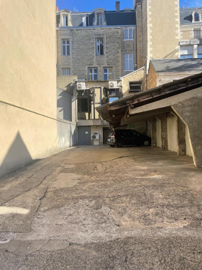 Hotel Au Chapon Fin بواتييه المظهر الخارجي الصورة