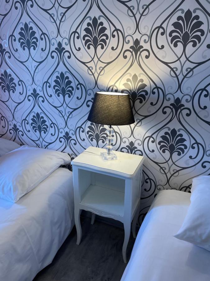 Hotel Au Chapon Fin بواتييه المظهر الخارجي الصورة